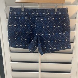 J crew
Blue‎ Patterned Women's Shorts